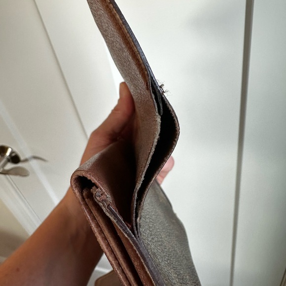 Louis Vuitton Mono Trifold Wallet - Picture 10 of 11